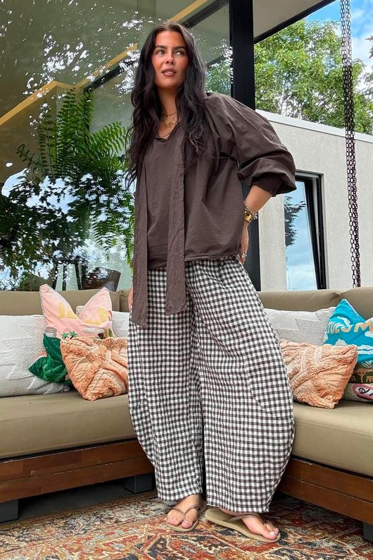 Nonni Gingham 7/8 Barrel Pant Chocolate
